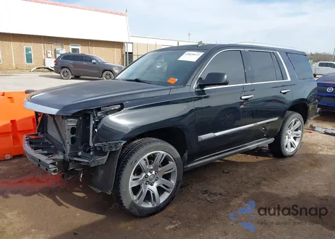 2015 Cadillac Escalade Premium z USA, uszkodzony, nr VIN 1GYS4CKJ1FR179412